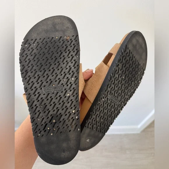 Hermès Women's Chypre Neutral Beige Sandals Suede Sz 39 - Picture 10 of 12